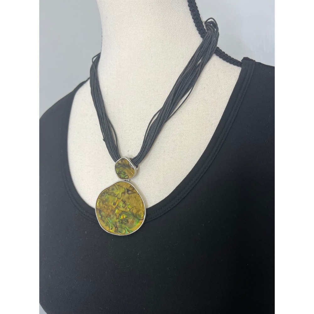 Coldwater Craft Abalone‎ Style Pendant Necklace Womens Green Multi-Strand Cord
